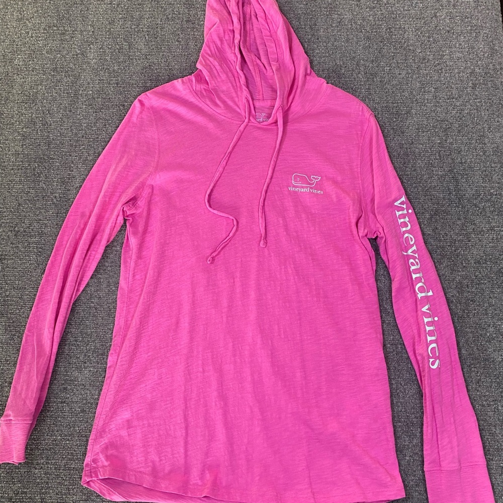 Vineyard Vines Vibrant Pink long sleeve‎ hooded tee men’s size S whale logo